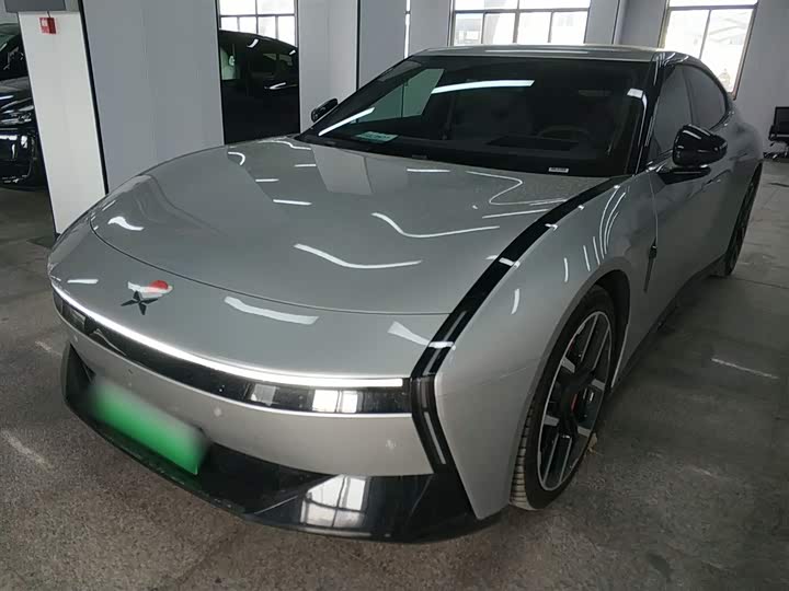 Фото 2 - XPeng P7