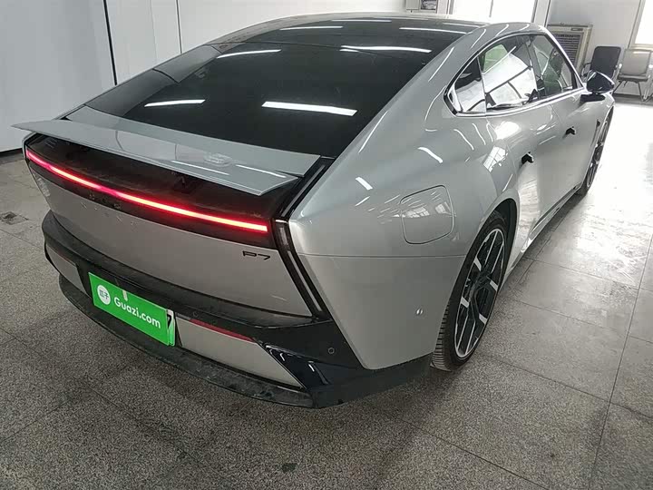 Фото 7 - XPeng P7