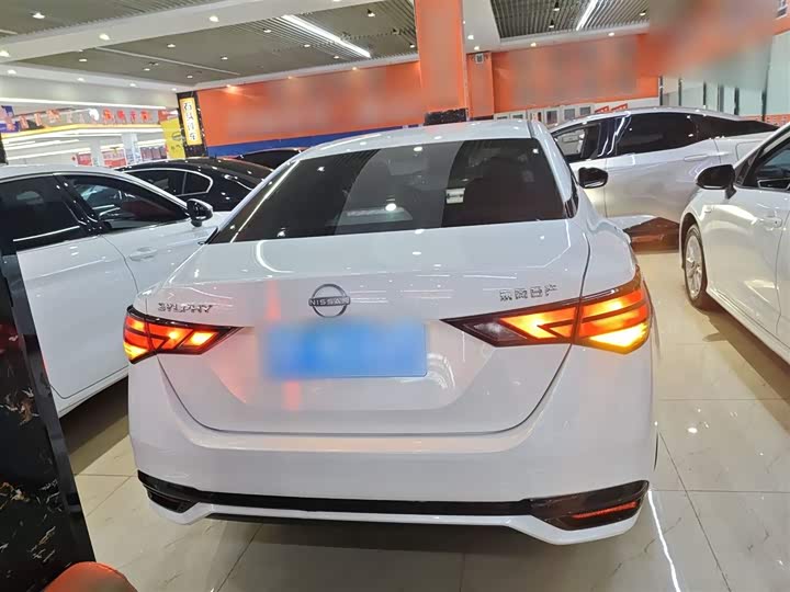 Фото 6 - Nissan Sylphy