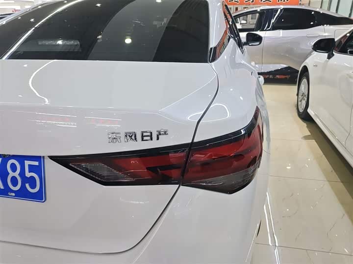 Фото 8 - Nissan Sylphy