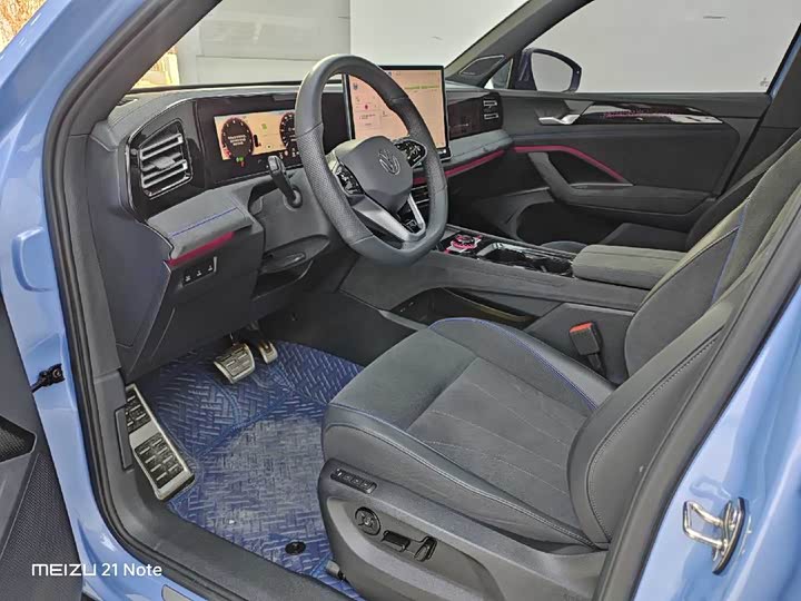 Фото 7 - Volkswagen Tiguan L Pro