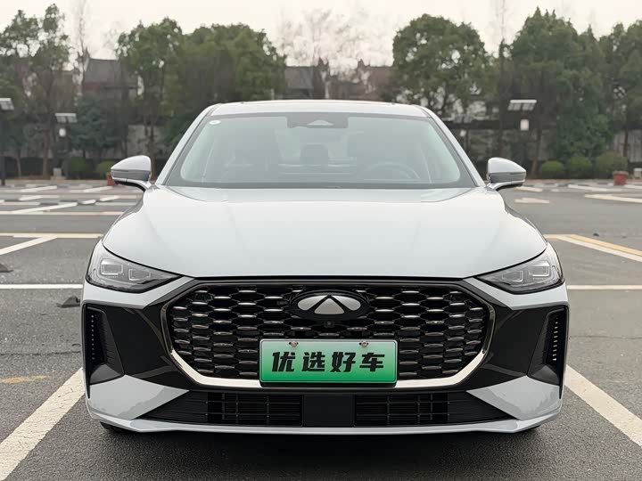 Фото 1 - Chery Fulwin A8L