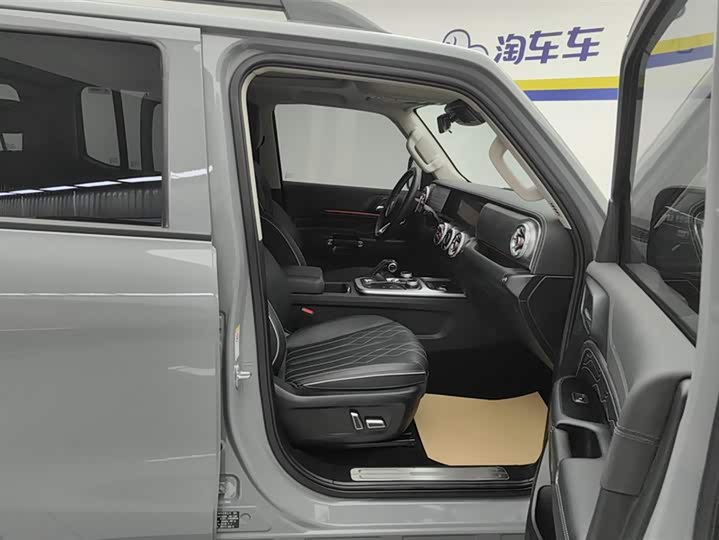 Фото 8 - Tank 300