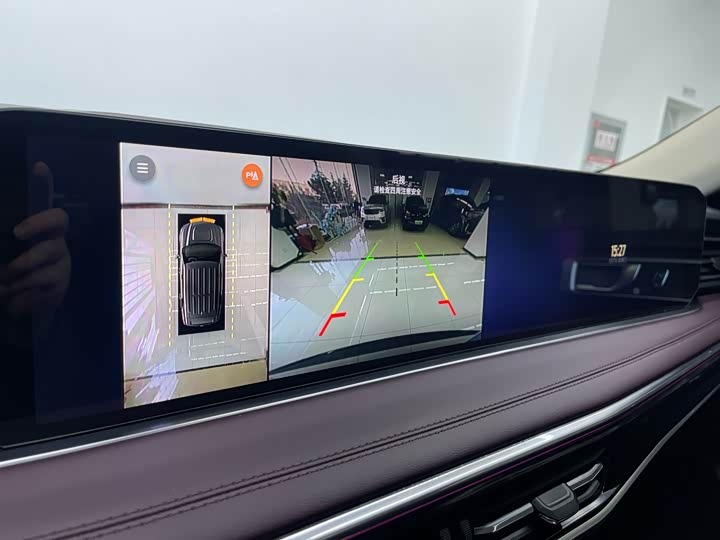 Фото 9 - Ford Explorer