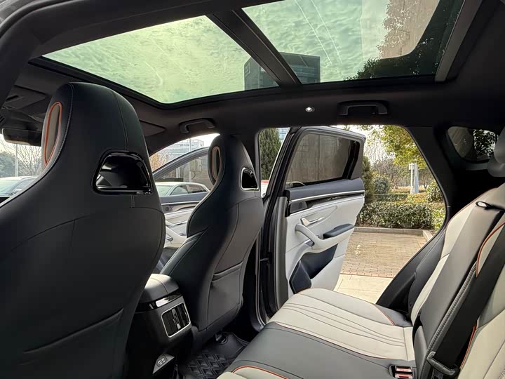 Фото 8 - BYD Song Plus Hybrid/EV