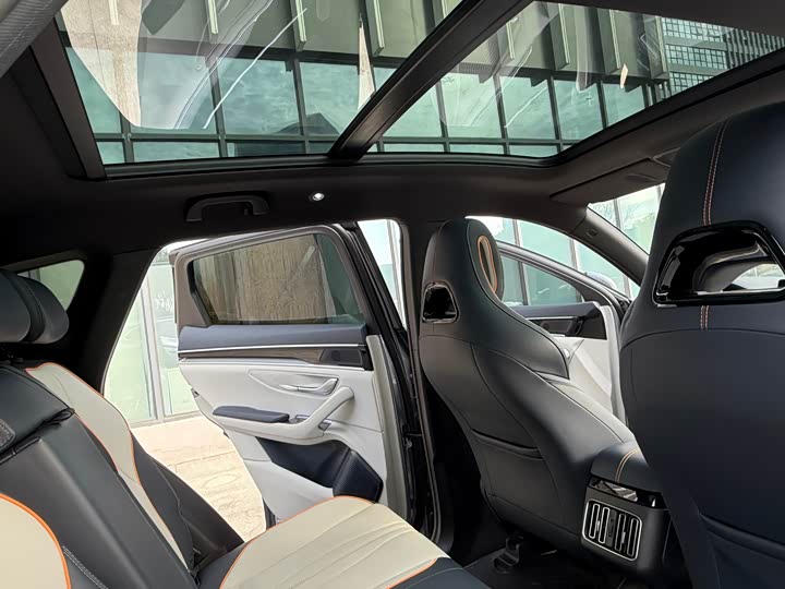 Фото 9 - BYD Song Plus Hybrid/EV