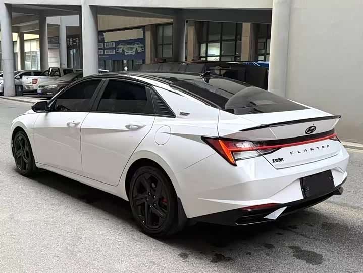 Фото 4 - Hyundai Elantra N line