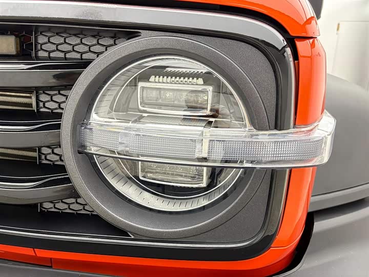 Фото 6 - Tank 300