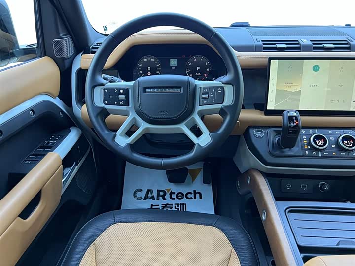 Фото 8 - Land Rover Defender