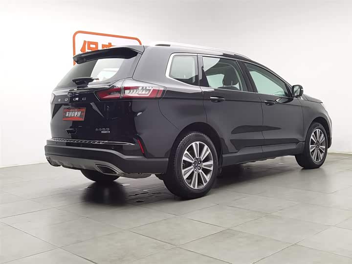Фото 2 - Ford Edge