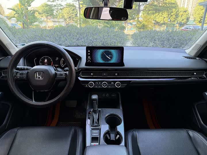 Фото 9 - Honda Civic