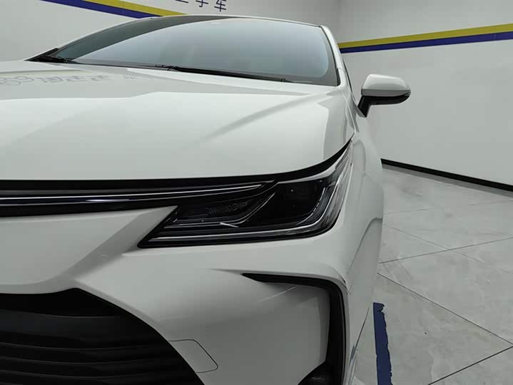 Фото 5 - Toyota Corolla