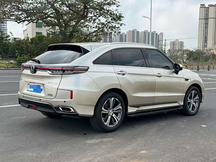 Фото 4 - Honda UR-V