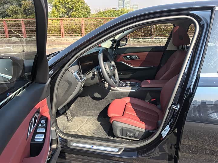 Фото 5 - BMW 3 Series