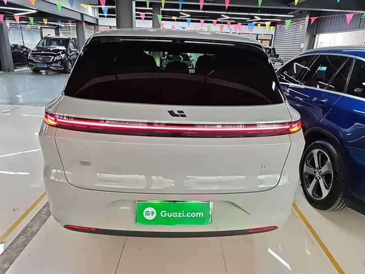 Фото 6 - LiXiang L6