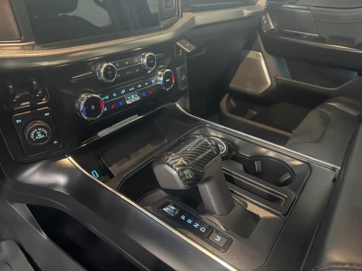 Фото 6 - Ford F-150 Raptor