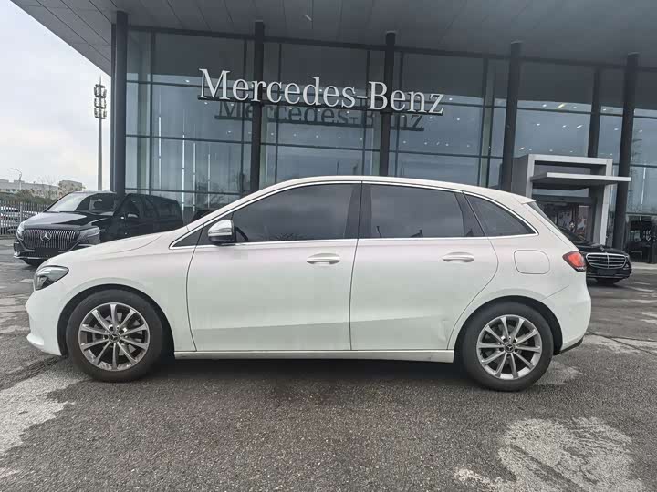 Фото 3 - Mercedes-Benz B-Class