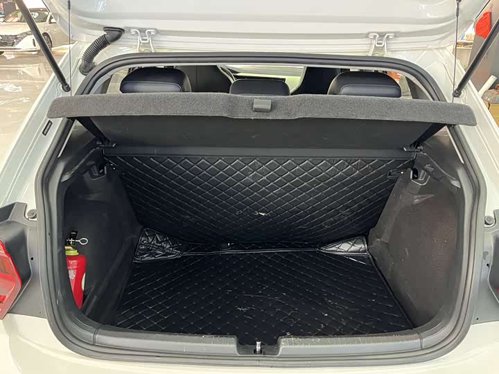 Фото 8 - Volkswagen Polo