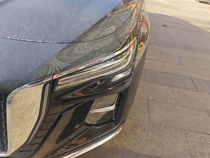 Фото 5 - Hongqi H5