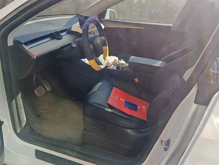 Фото 9 - Tesla Model Y