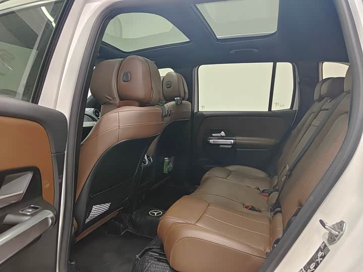 Фото 5 - Mercedes-Benz GLB-Class