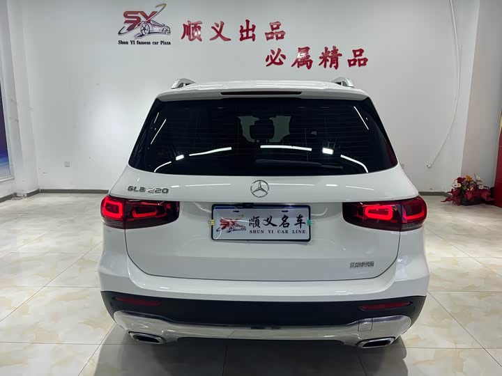 Фото 7 - Mercedes-Benz GLB-Class