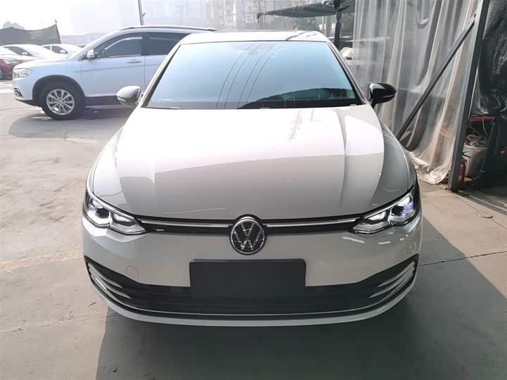 Фото 3 - Volkswagen Golf
