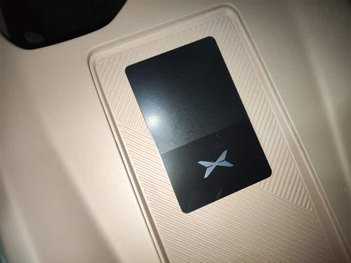 Фото 9 - XPeng Mona M03