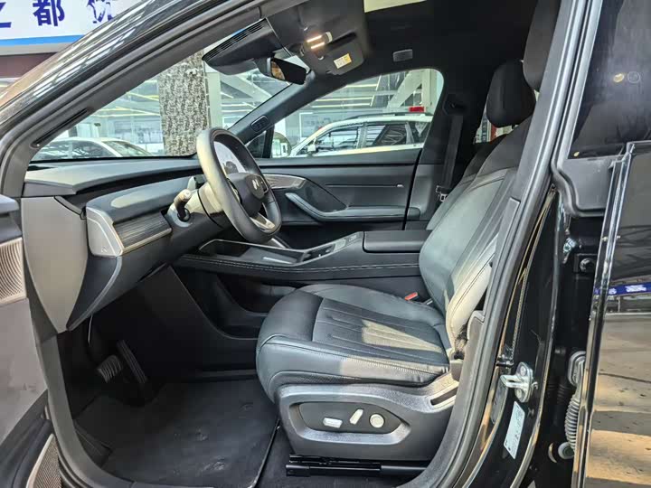 Фото 7 - Nio Onvo L60