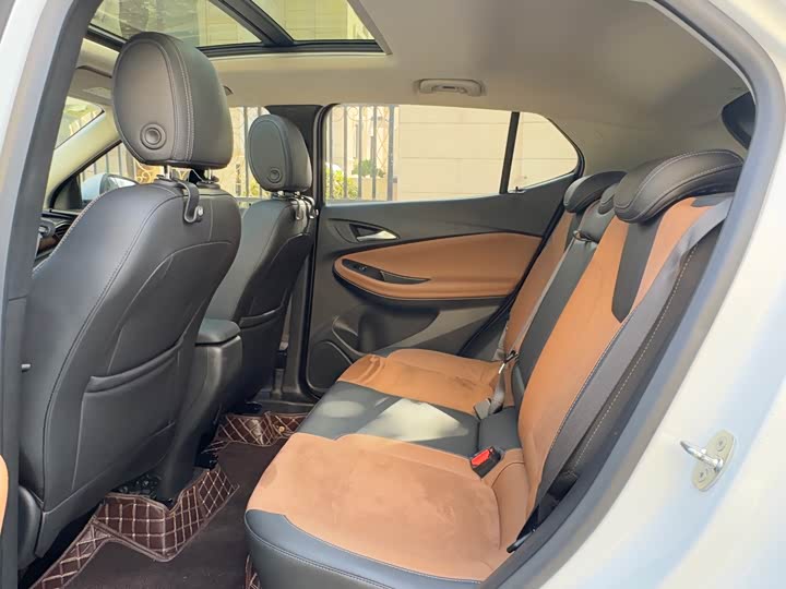 Фото 6 - Buick Encore GX