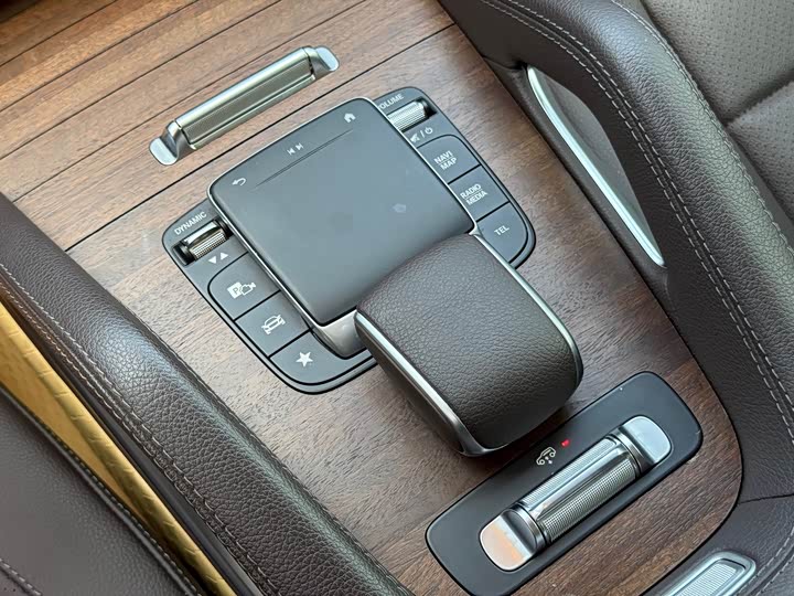 Фото 8 - Mercedes-Benz GLS-Class