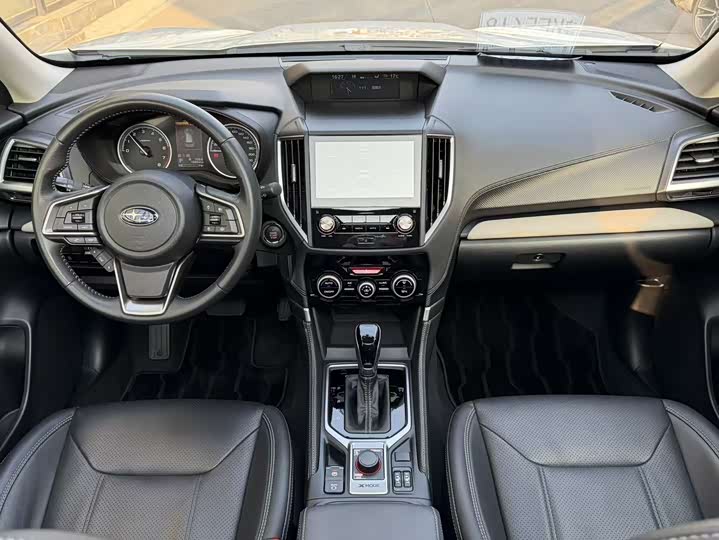 Фото 7 - Subaru Forester