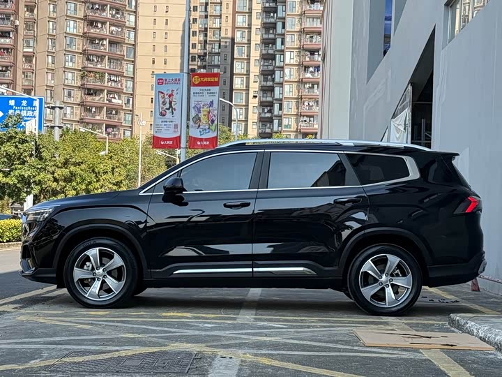 Фото 4 - Geely Okavango L