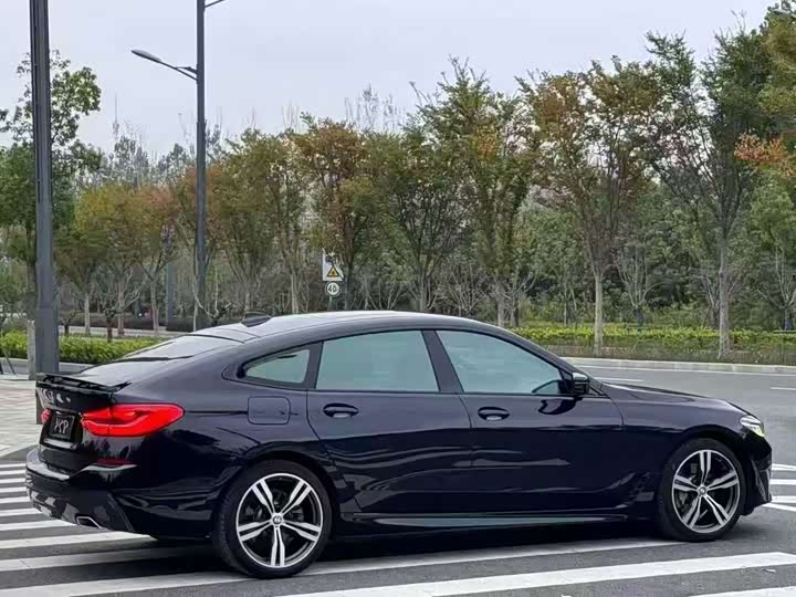Фото 3 - BMW 6 Series GT