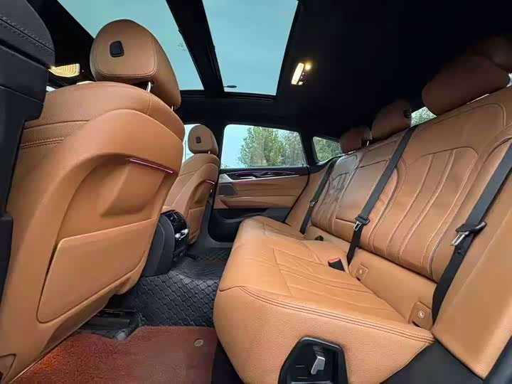 Фото 7 - BMW 6 Series GT