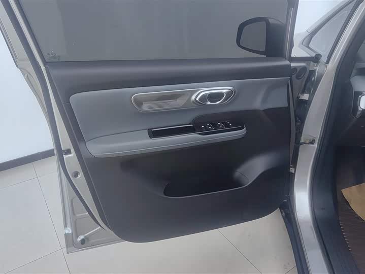 Фото 6 - GAC Aion Y