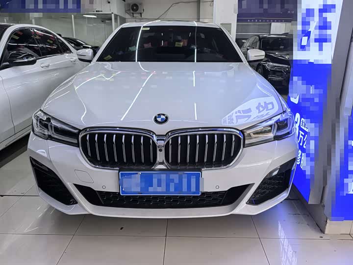 Фото 2 - BMW 5 Series