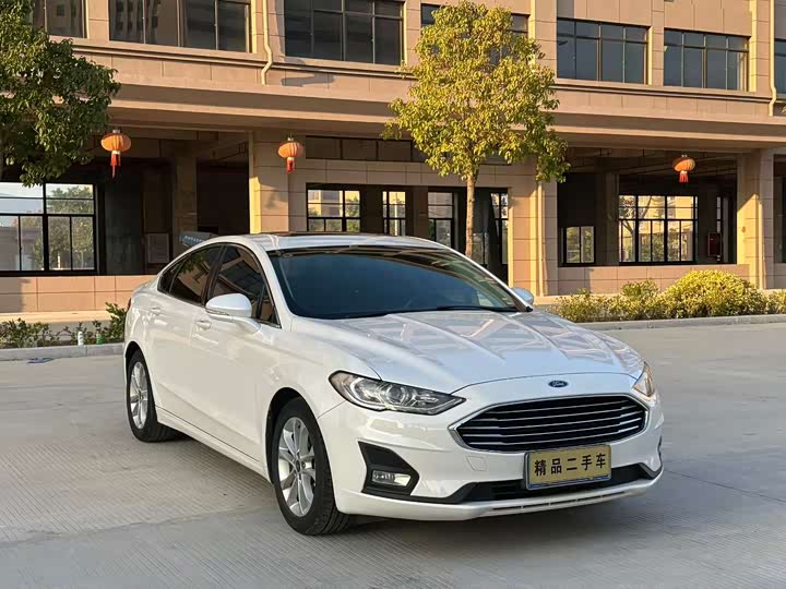 Фото 2 - Ford Mondeo