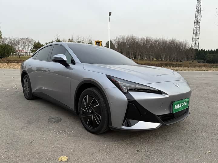 Фото 1 - BAIC Arcfox Alpha S5