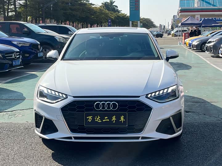 Фото 3 - Audi A4L