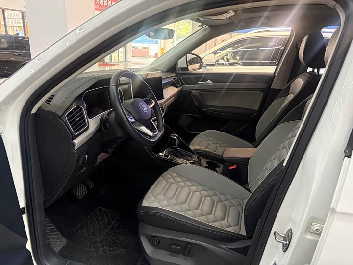 Фото 2 - Volkswagen Tayron