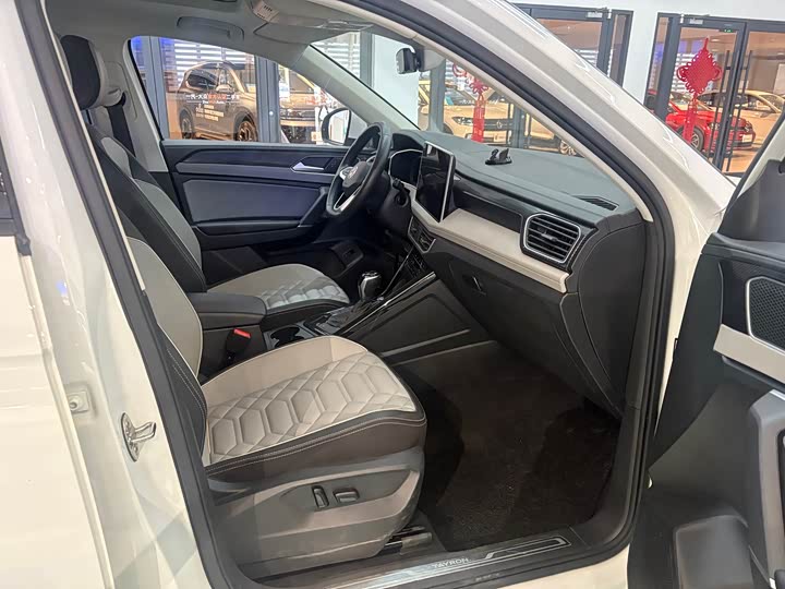 Фото 7 - Volkswagen Tayron