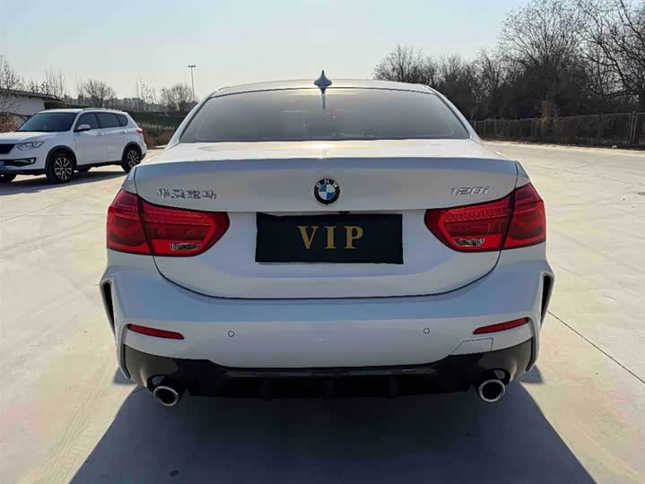 Фото 5 - BMW 1 Series