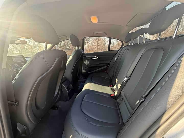 Фото 8 - BMW 1 Series