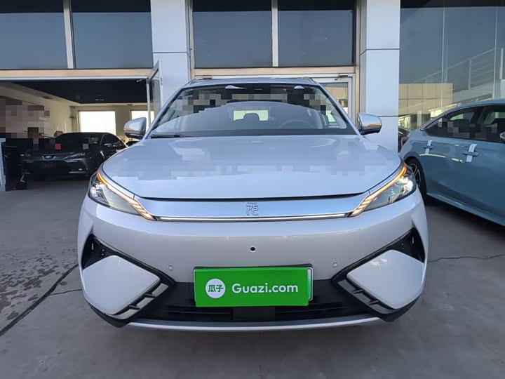 Фото 3 - BYD Yuan Plus