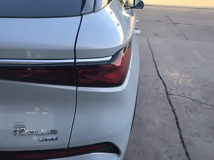 Фото 8 - BYD Yuan Plus