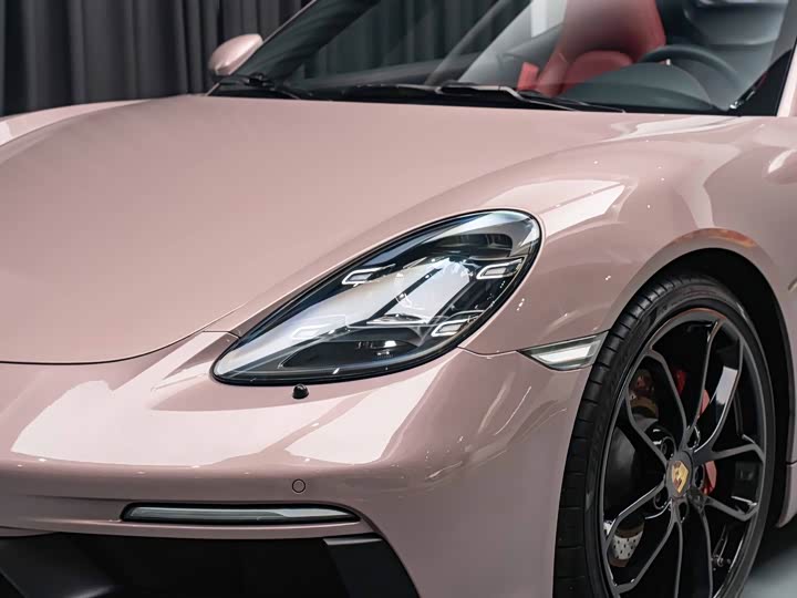 Фото 4 - Porsche 718