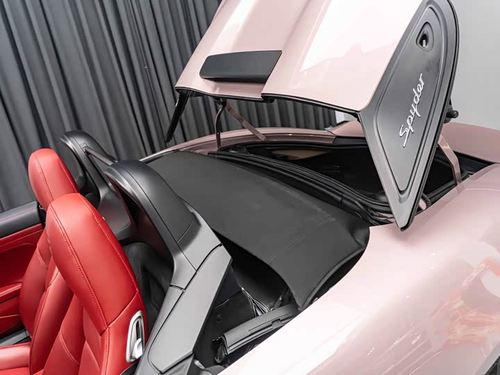 Фото 9 - Porsche 718