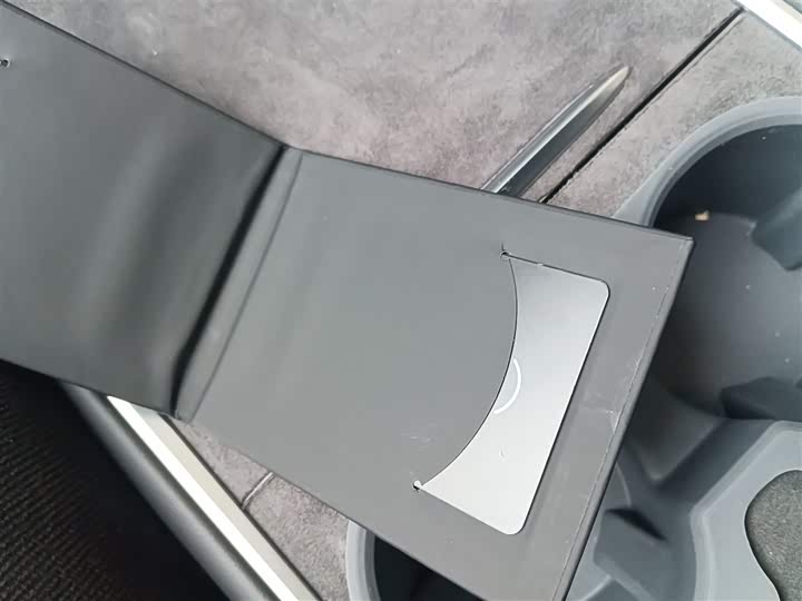 Фото 9 - Tesla Model Y