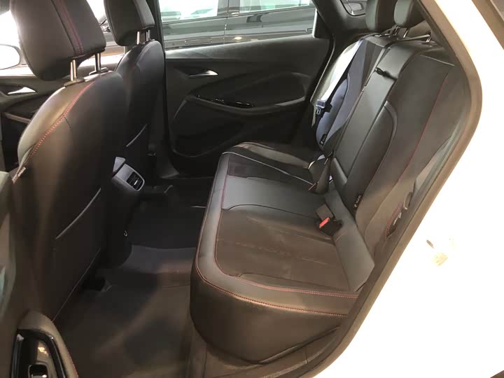 Фото 7 - Buick Verano